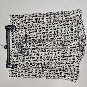 DR2 Black and Cream Shorts Geo Print